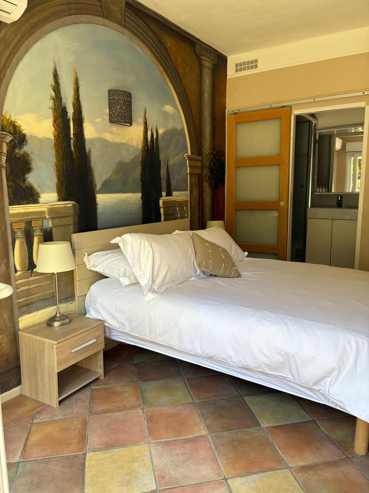 Hotel L'Escale Au Soleil Saint Aygulf Luaran gambar